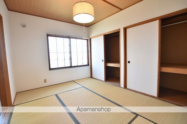 日の出ハイツの内装写真