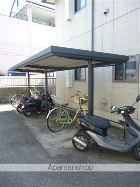 和歌山県和歌山市小雑賀[3DK/54.07m2]の共用部1