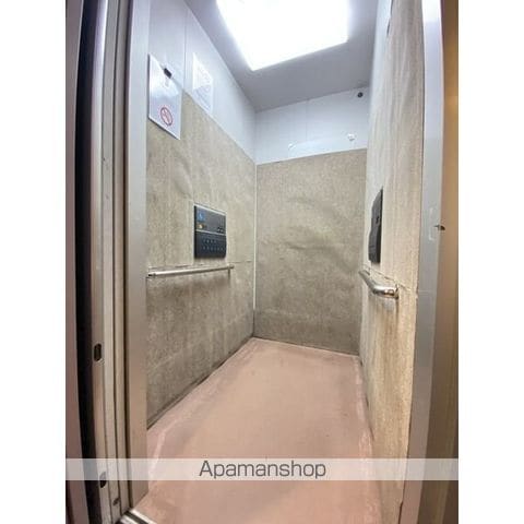 インプルーブ三宮イーストの内装写真