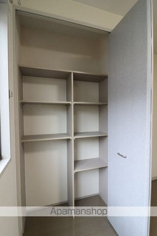 メゾン エルピス Aの内装写真
