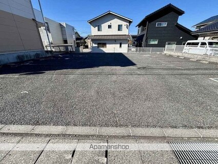 レオパレスナイアガラ[1K/23.18m2]の駐車場