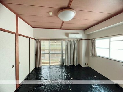 重岡ビル[2LDK/52m2]の内装2