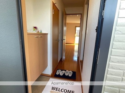 ボナール[1R/30.27m2]の玄関