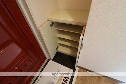 マルベリーハイツ[1R/29.29m2]の玄関