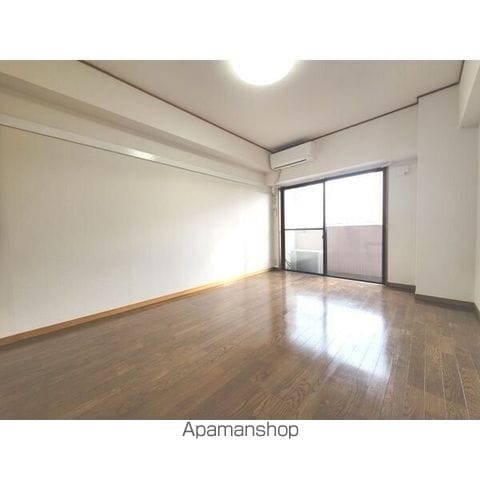 ガーデンビル城下の内装写真