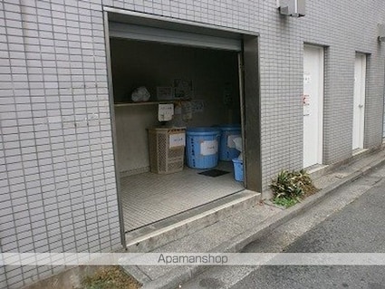 東京都立川市錦町１丁目[3LDK/66.94m2]の共用部1