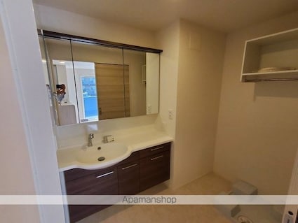 Ｆａｒｏｕｃｈｅ（ファルーシュ）[1LDK/45.04m2]の洗面所