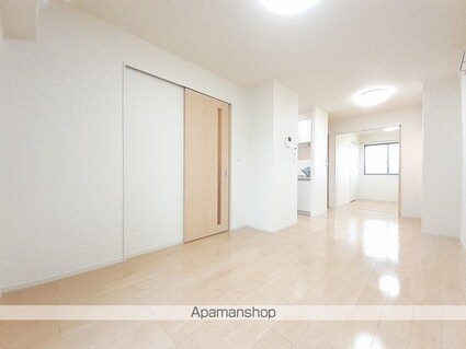 クレメント　ヴィラ　Ⅱ[1LDK/37.81m2]のリビング・居間