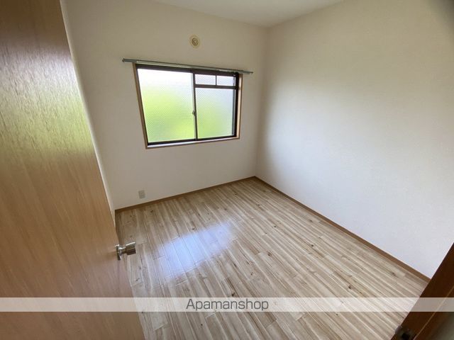 フォルク北千里O棟の内装写真