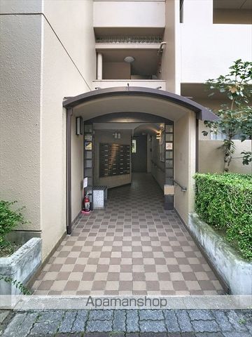 コープ野村新安城 D棟の玄関写真