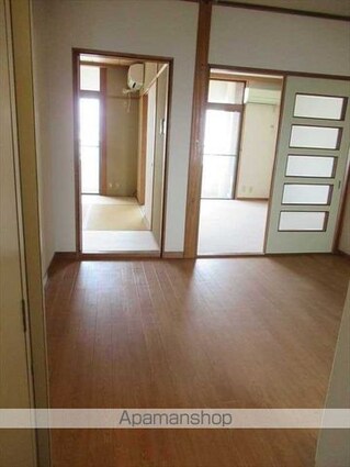 和歌山県和歌山市小松原６丁目[2DK/50m2]のリビング・居間