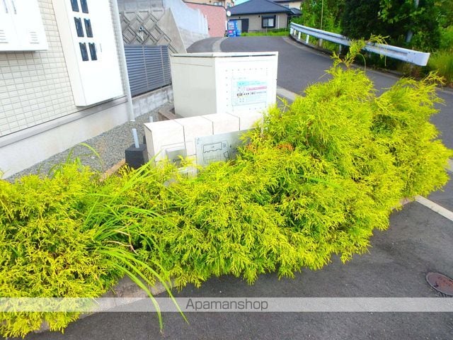 ルーチェ・アモン A棟の玄関写真