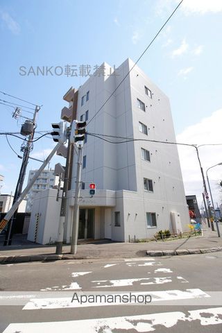 コモドNIの外観写真