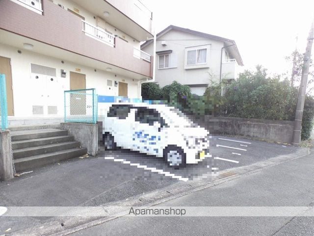 アパルト−ノインのその他写真