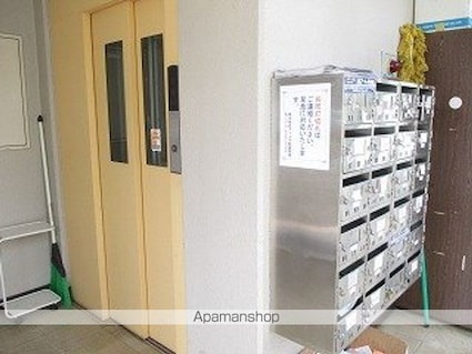 シタラレジデンス[1R/27.9m2]のエントランス