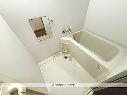 高島ハイツ２号棟[1LDK/34.7m2]のバス