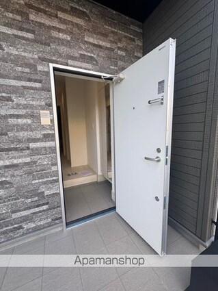 Ｉ－ｗｏｏｄ小江戸川越ガレージハウス[1LDK/96.81m2]のエントランス