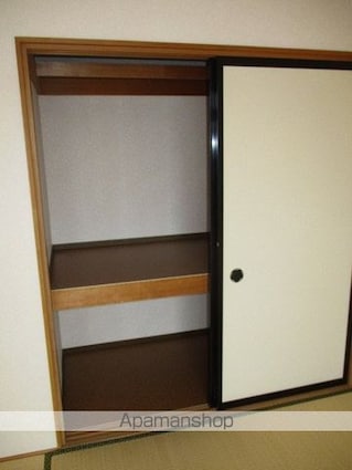 Ｋ＆ＲⅡ[2K/34.78m2]の収納