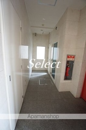 神奈川県横浜市港南区港南中央通[1K/25.37m2]のロビー1