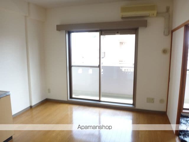 榴ヶ岡ユーワマンションの内装写真