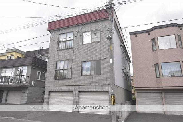 サンハイツの外観写真