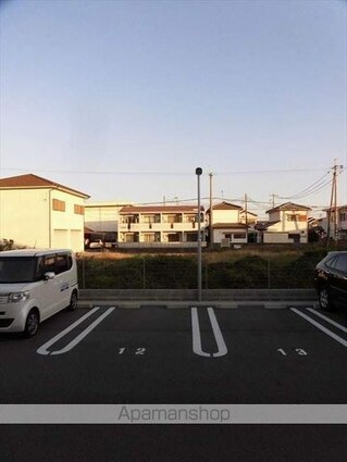 和歌山県和歌山市栄谷[2LDK/66.31m2]の駐車場1