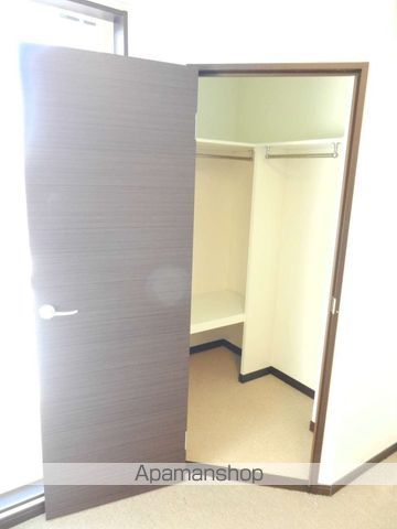 レオネクスト美原野元の内装写真