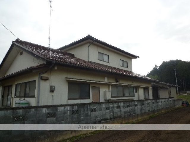 ＪＲ常磐線 勿来駅 バス乗車時間：12分 最寄りバス停で下車 徒歩7分 2階建 築49年の外観写真