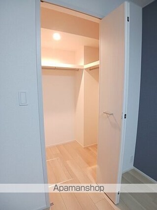 ラクーン守山[1LDK/42.59m2]の収納