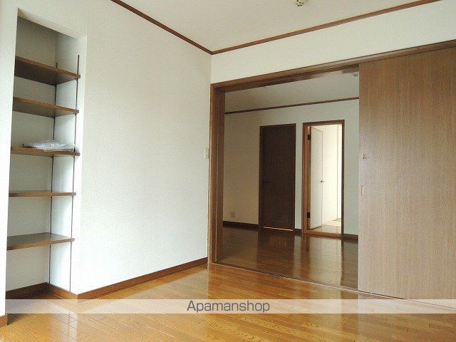 インテルノ西町A棟の内装写真