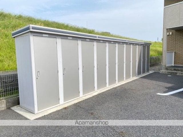 クロスリアンの外観写真