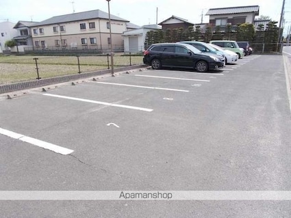 香川県高松市太田下町[1K/26.08m2]の駐車場
