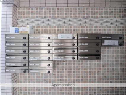 エレガンス三鷹[3DK/52.8m2]の共用部2