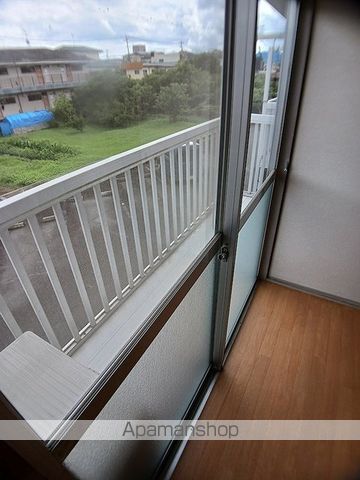 畠田ハイツの内装写真
