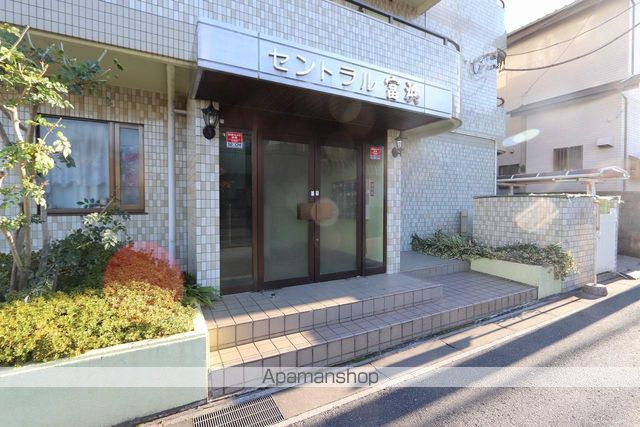 セントラル富浜の玄関写真