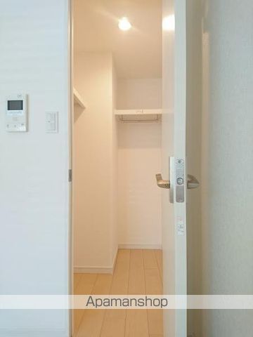 EVERTOW LIBERO KAMIIKEDAIの内装写真