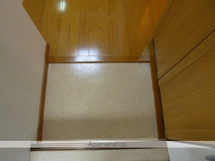 滋賀県大津市一里山５丁目[1K/34.7m2]の玄関