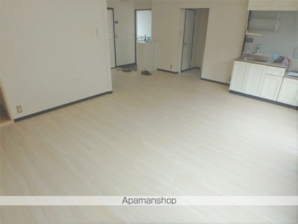 サンビレッジ赤羽[2LDK/51.79m2]の内装2