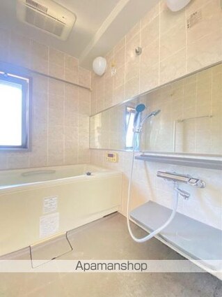 サーパス桜町二丁目　７０５号[3LDK/71.43m2]のバス