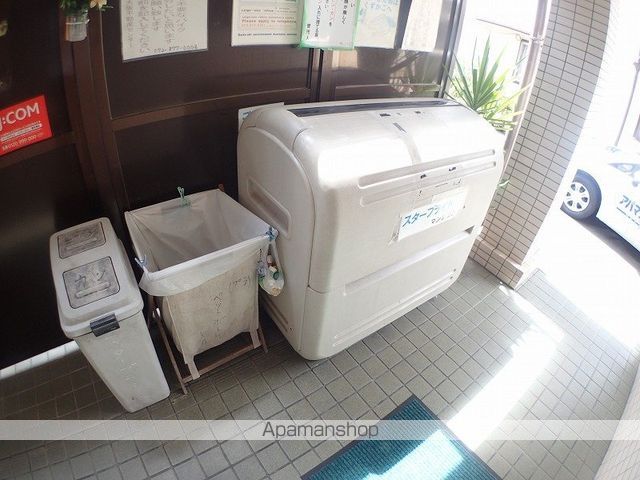 スターブライトマンションの玄関写真