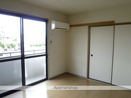 ハイカムール古川[3DK/60.55m2]のリビング・居間1