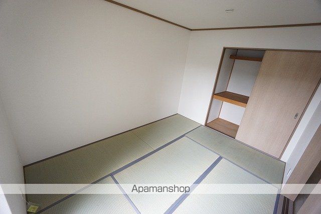 メゾン・グランドパークC棟の内装写真