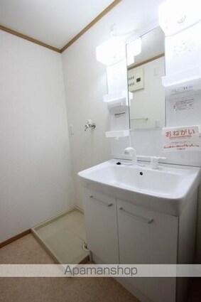 香川県高松市高松町[2LDK/57.22m2]の洗面所