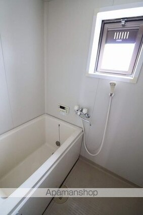 福島県郡山市亀田１丁目[2K/40.74m2]のバス