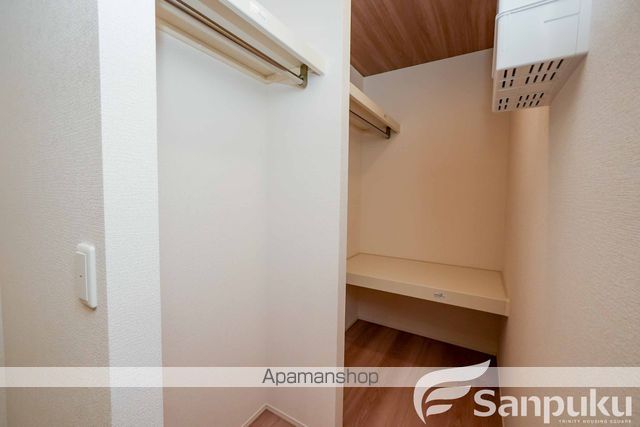 クランツ古川西B棟の内装写真