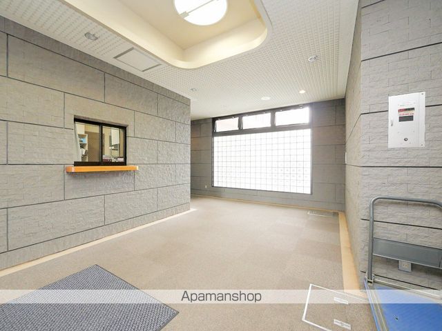 エクシード北郷の玄関写真