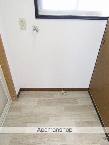吉都線 小林駅 徒歩16分 1階建 築52年の内装写真