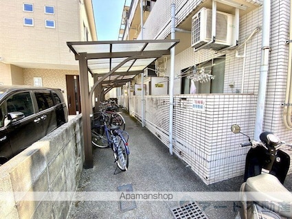 ＡＱＵＡＭＡＲＩＮＥ　ＵＭ[1K/21.42m2]の駐車場