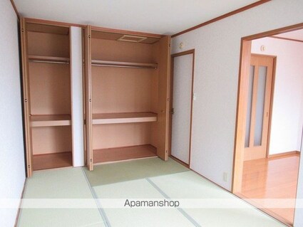センターフィールドＢ[2DK/42.7m2]の収納