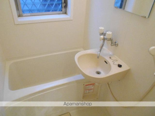 リプレ栄町の内装写真